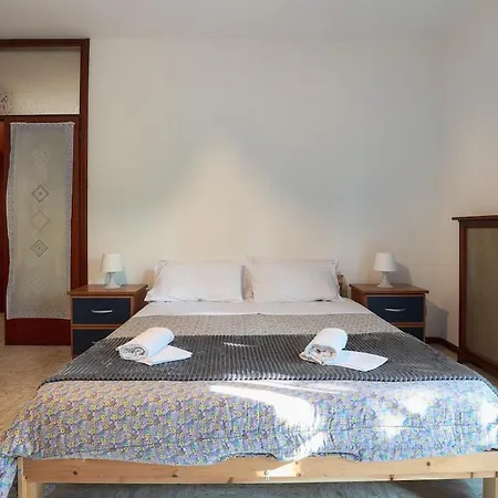 Vicino L'ospedale Con Parcheggio Gratuito 모데나