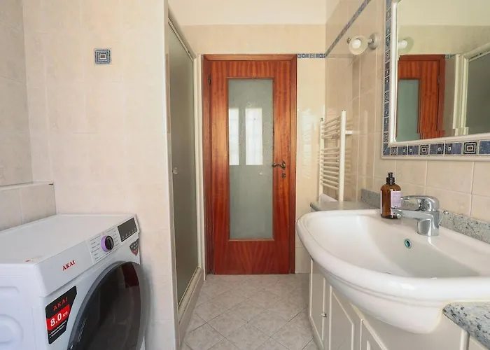 Vicino L'ospedale Con Parcheggio Gratuito * Μόντενα