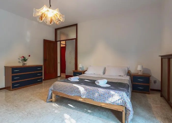 Vicino L'ospedale Con Parcheggio Gratuito Διαμέρισμα Μόντενα