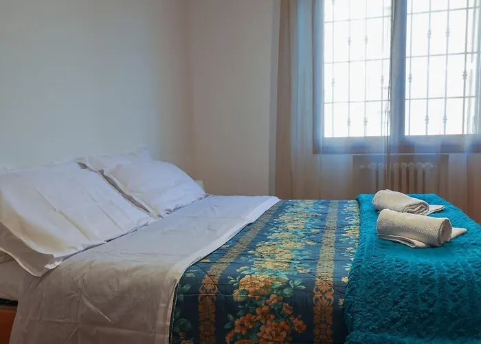 Vicino L'ospedale Con Parcheggio Gratuito Διαμέρισμα Μόντενα