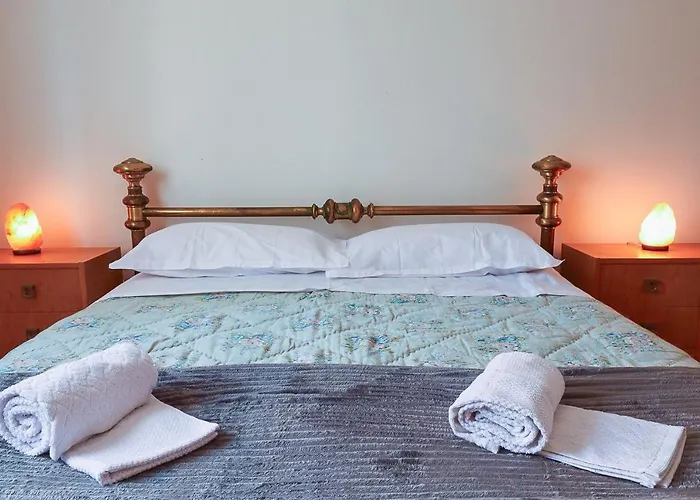 Vicino L'ospedale Con Parcheggio Gratuito *